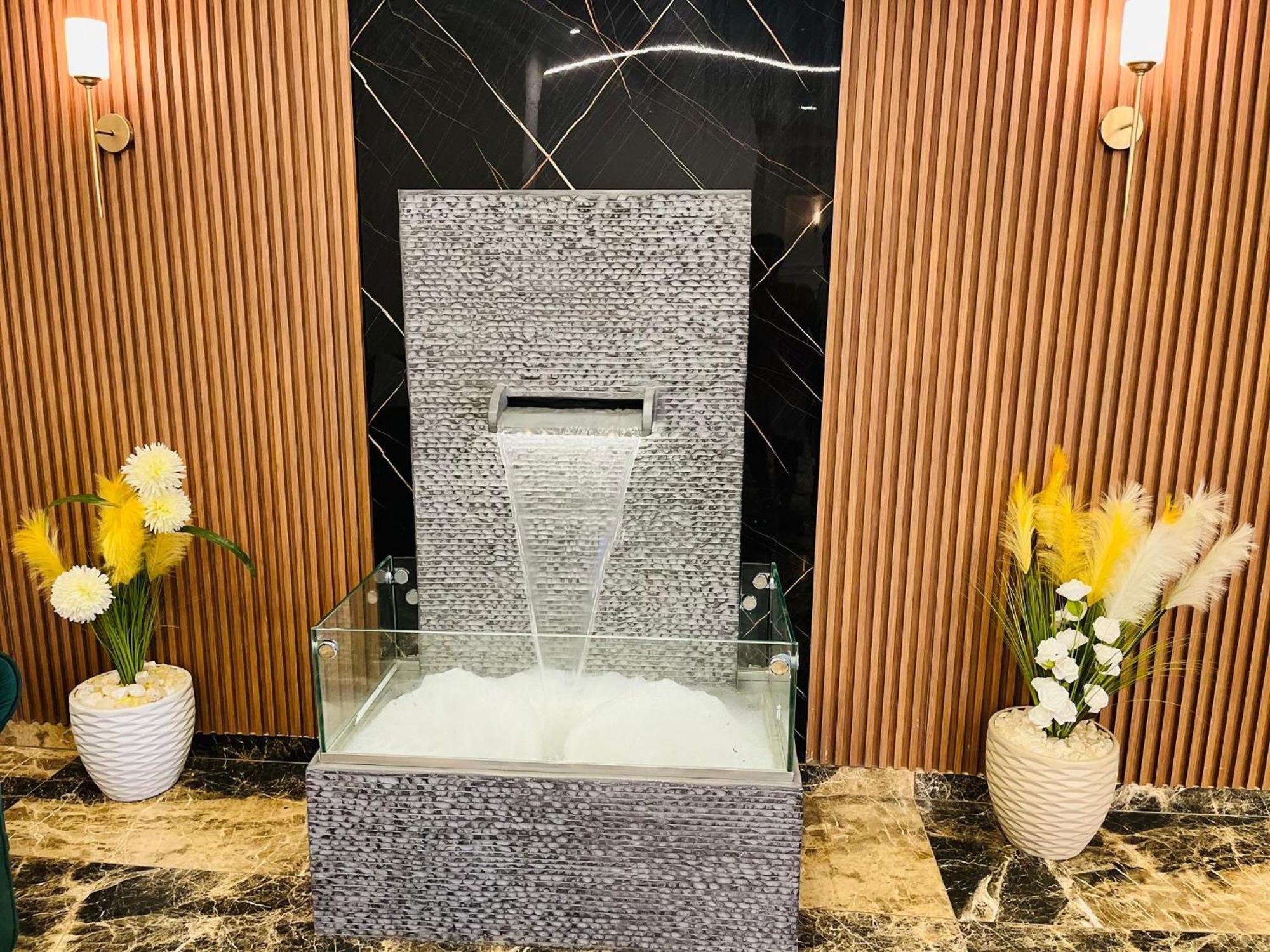 Shadow Pyramids Suites And Jacuzzi Kafrat al Jabal Exterior foto